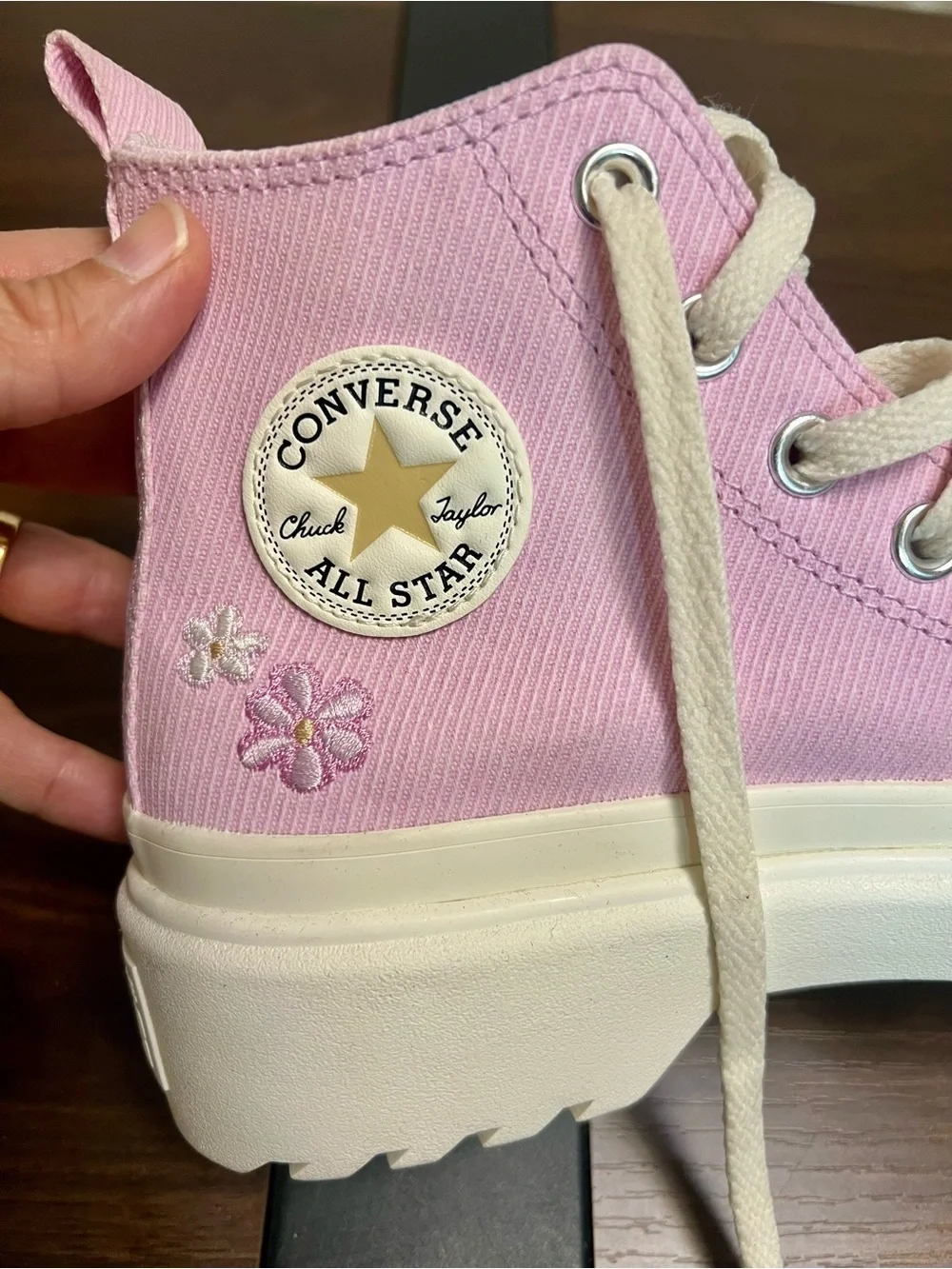 Converse Kids Pink High-Top Platform Sneakers size 3.5 new condition!